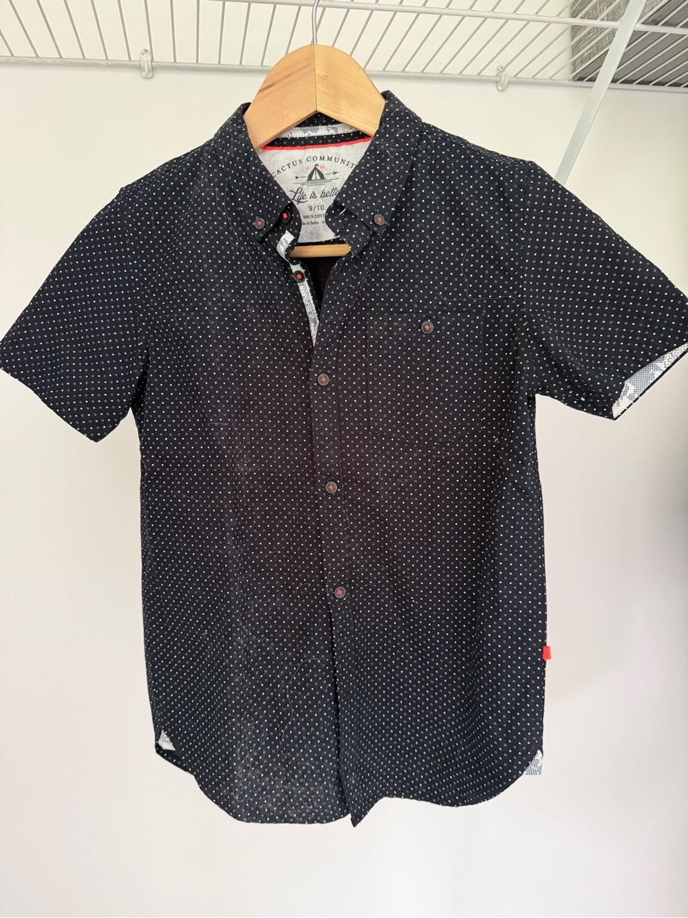 Boys Short-Sleeve Dark navy Dot Button-Down Shirt